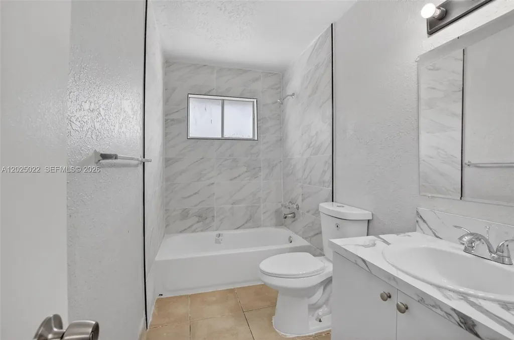 2103 Catherine Dr Drive Delray Beach FL 33445