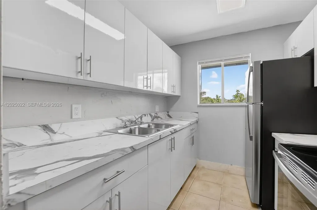 2103 Catherine Dr Drive Delray Beach FL 33445