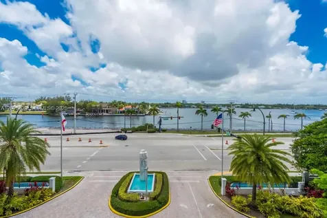 1201 S Ocean Drive Hollywood FL 33019