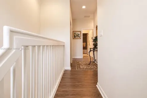 19220 NE 9th Place Miami FL 33179