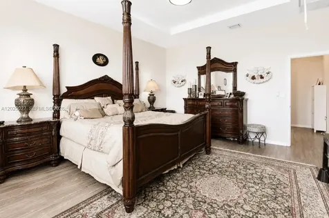 19220 NE 9th Place Miami FL 33179