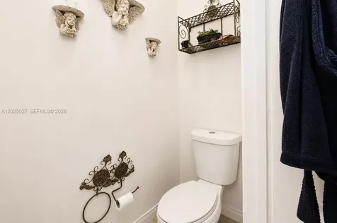 19220 NE 9th Place Miami FL 33179