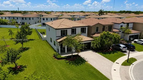 19220 NE 9th Place Miami FL 33179