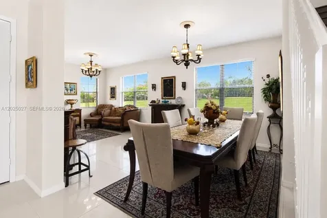19220 NE 9th Place Miami FL 33179
