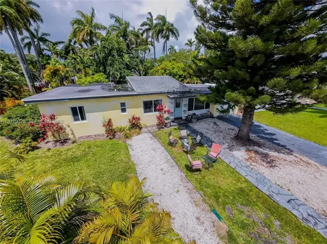 548 East Drive Miami Springs FL 33166