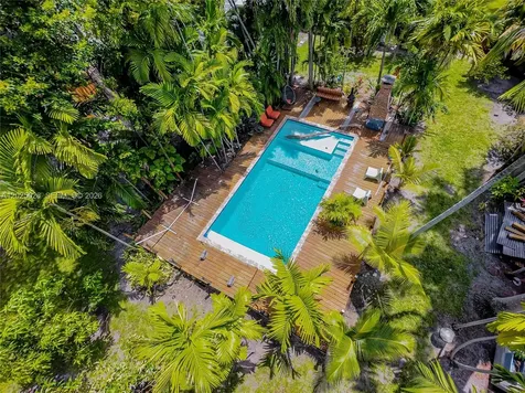 548 East Drive Miami Springs FL 33166