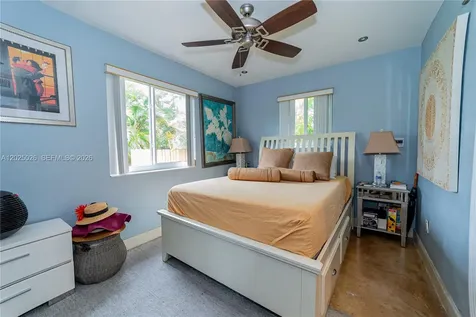 548 East Drive Miami Springs FL 33166