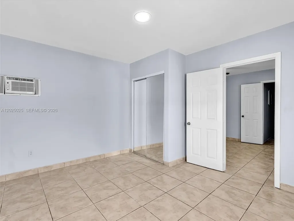 Hollywood FL 33023