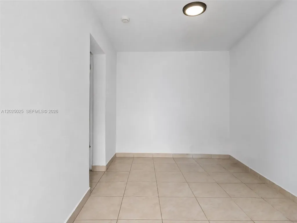 Hollywood FL 33023