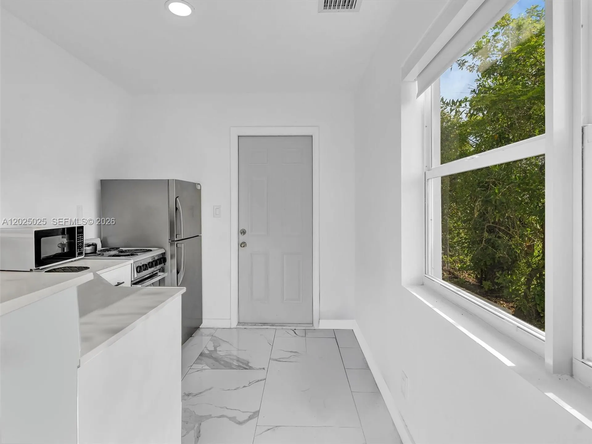 Hollywood FL 33023
