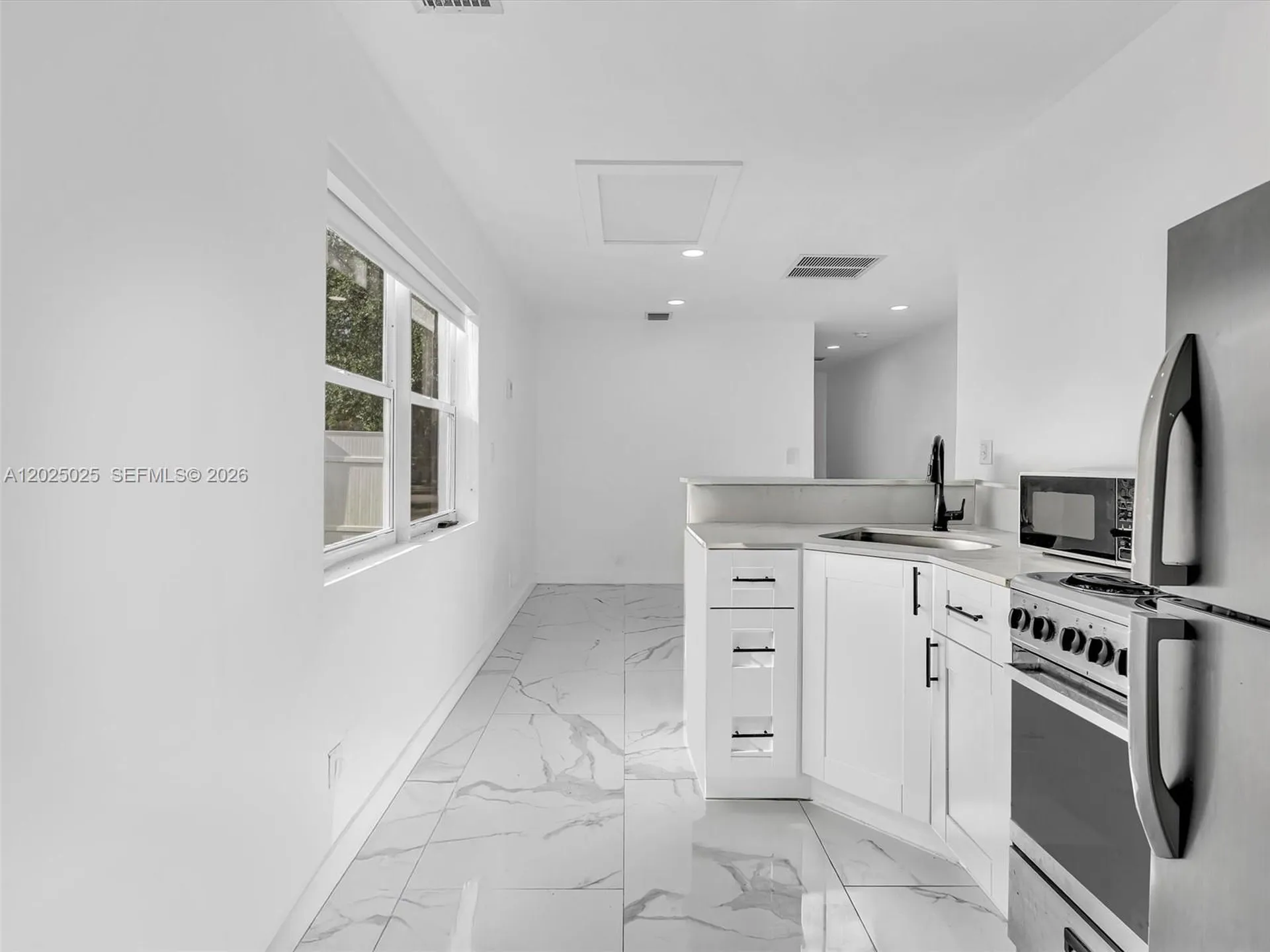 Hollywood FL 33023