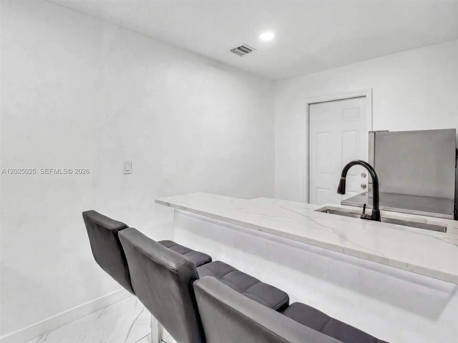 Hollywood FL 33023