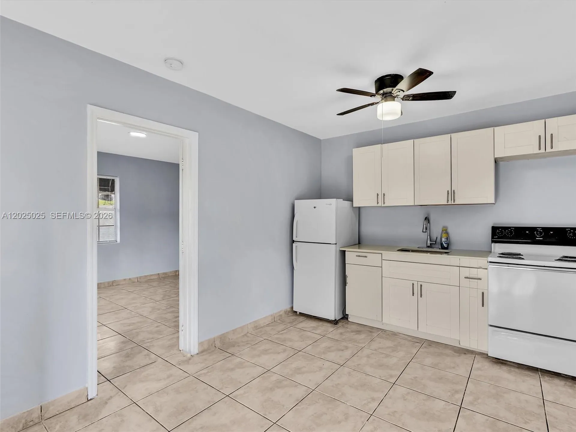 Hollywood FL 33023