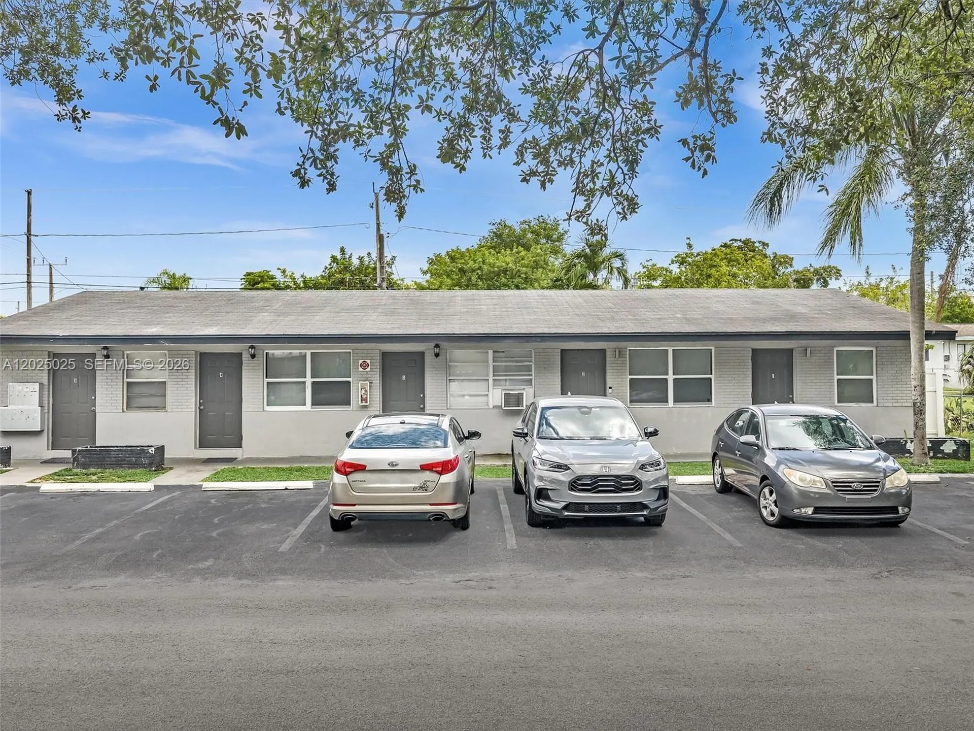Hollywood FL 33023