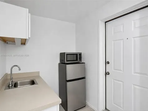 Hollywood FL 33023