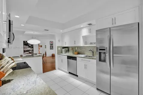 1121 Crandon Boulevard Key Biscayne FL 33149