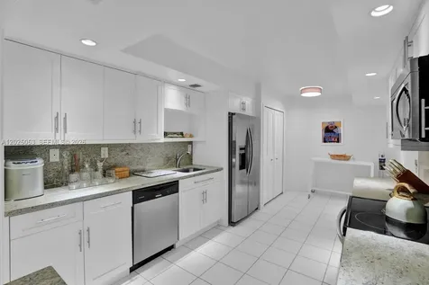 1121 Crandon Boulevard Key Biscayne FL 33149