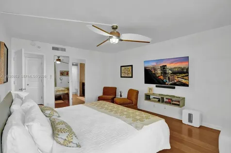 1121 Crandon Boulevard Key Biscayne FL 33149