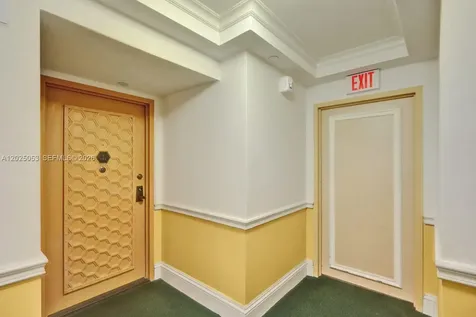 1121 Crandon Boulevard Key Biscayne FL 33149