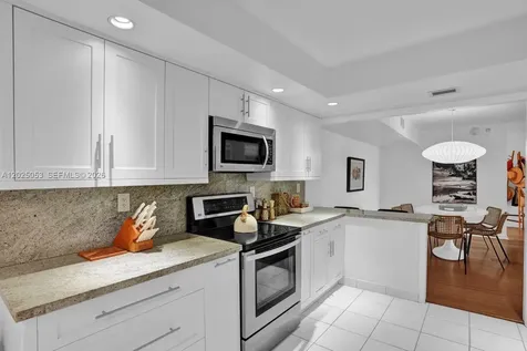 1121 Crandon Boulevard Key Biscayne FL 33149