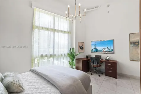 2001 Meridian Avenue Miami Beach FL 33139
