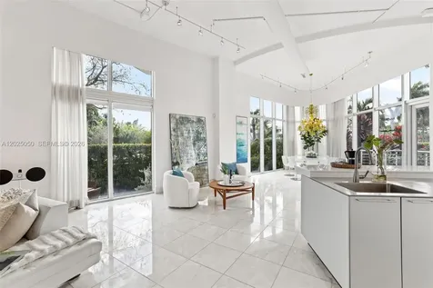 2001 Meridian Avenue Miami Beach FL 33139