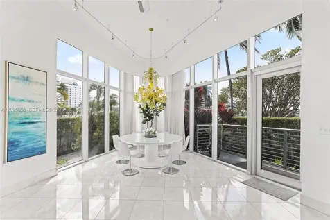 2001 Meridian Avenue Miami Beach FL 33139