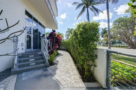 2001 Meridian Avenue Miami Beach FL 33139