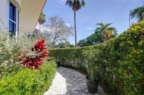 2001 Meridian Avenue Miami Beach FL 33139