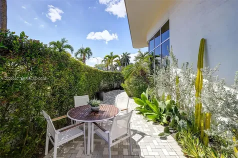 2001 Meridian Avenue Miami Beach FL 33139