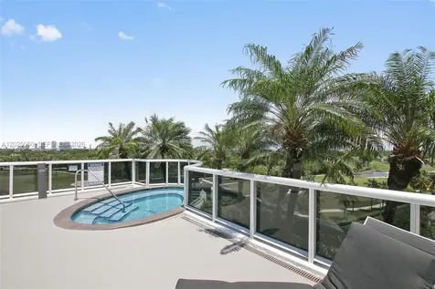 2001 Meridian Avenue Miami Beach FL 33139