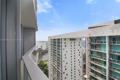 77 SE 5th Street Miami FL 33131