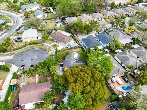 1664 SW 2nd Court Homestead FL 33030