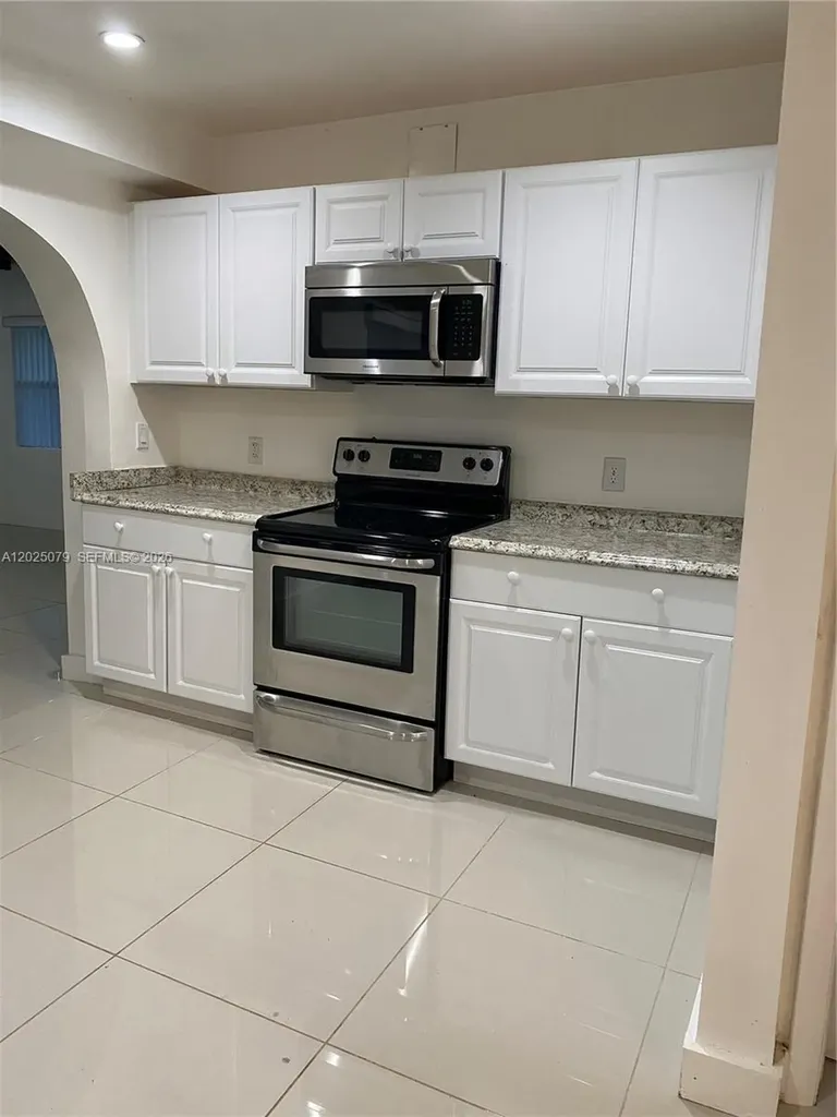 6234 Hayes Street Hollywood FL 33024