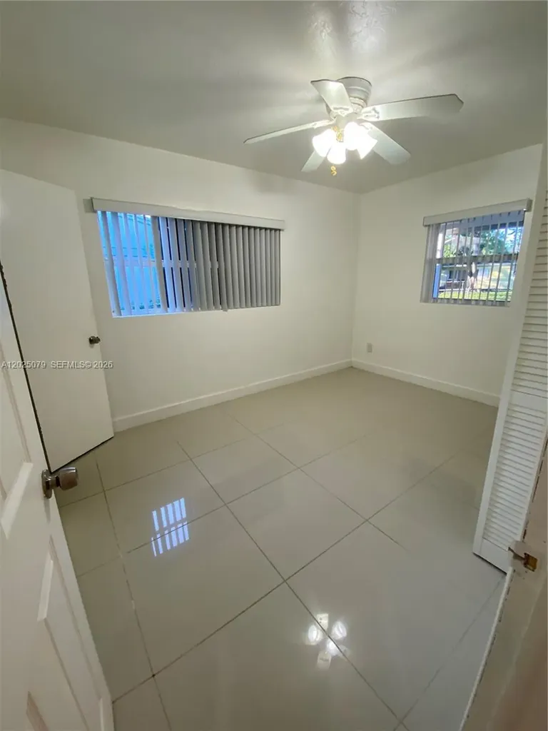6234 Hayes Street Hollywood FL 33024