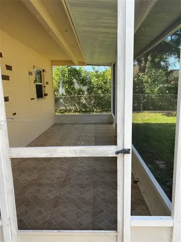 6234 Hayes Street Hollywood FL 33024