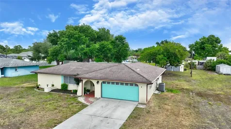 316 North Avenue Lehigh Acres FL 33936