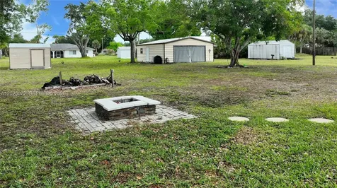 316 North Avenue Lehigh Acres FL 33936