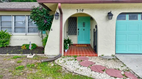 316 North Avenue Lehigh Acres FL 33936