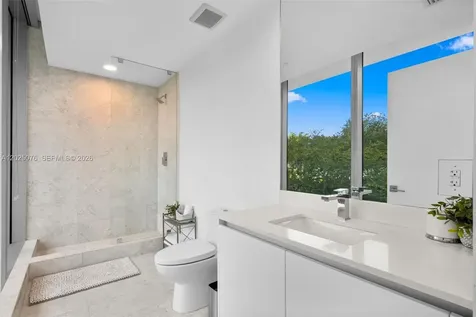 650 NE 32nd Street Miami FL 33137