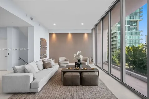 650 NE 32nd Street Miami FL 33137