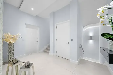 650 NE 32nd Street Miami FL 33137