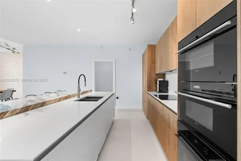 650 NE 32nd Street Miami FL 33137