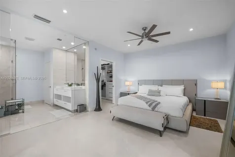 650 NE 32nd Street Miami FL 33137