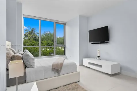 650 NE 32nd Street Miami FL 33137