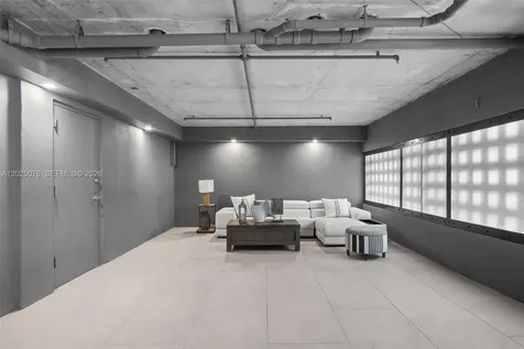 650 NE 32nd Street Miami FL 33137