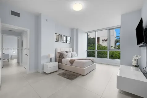 650 NE 32nd Street Miami FL 33137