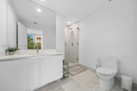 650 NE 32nd Street Miami FL 33137
