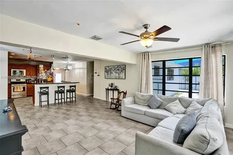 9910 Bahama Drive Cutler Bay FL 33189