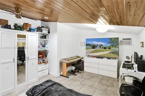 9910 Bahama Drive Cutler Bay FL 33189